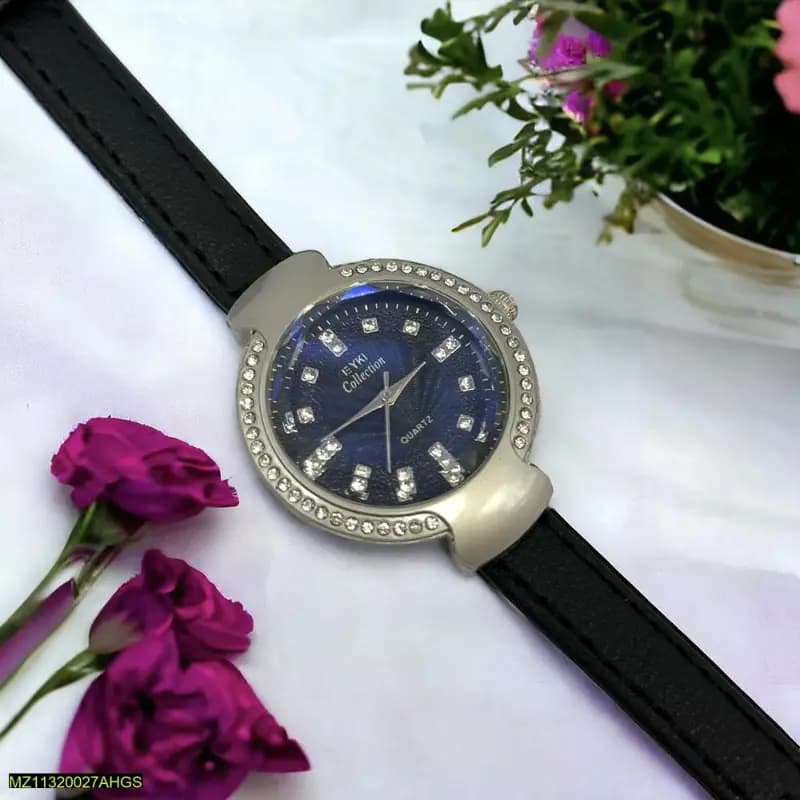 Luxury leather strap watch for women
